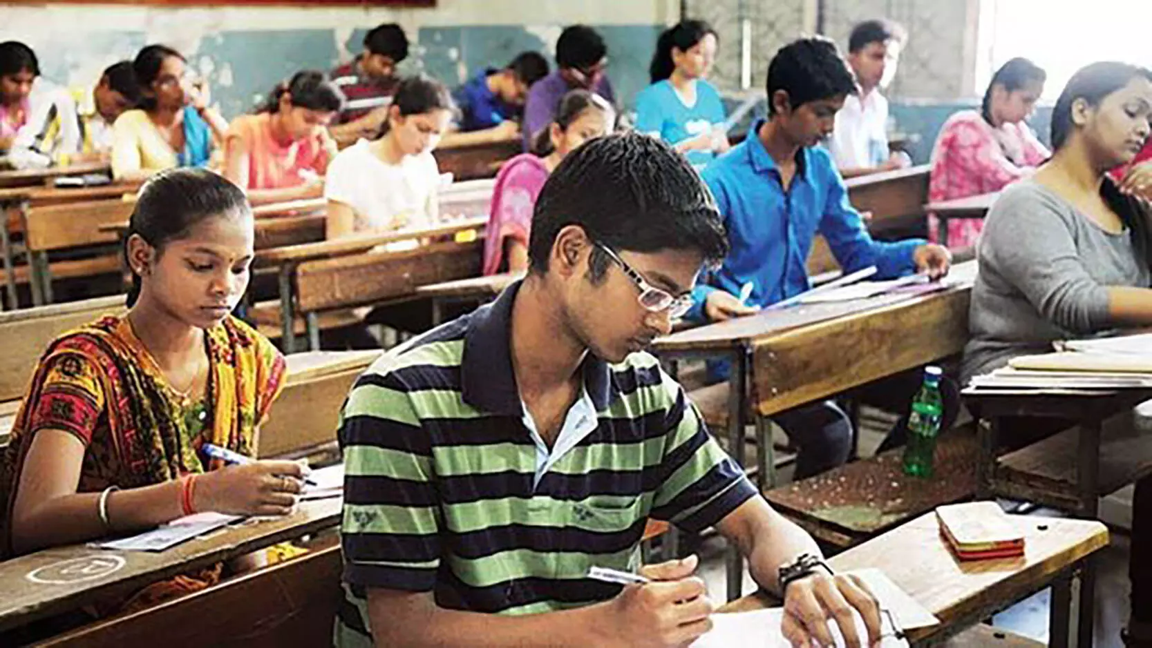 1194158 college students
